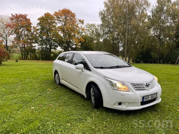 Pārdod Toyota Avensis 2011. Gada Augusts Benzīns + Gāze

08.2011.gada izla