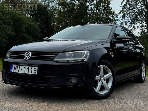 Volkswagen Pārdodu koptu un labi aprīkotu VW Jetta, 2012. gad