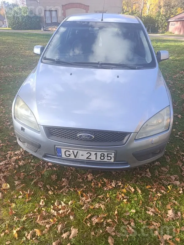 Pārdodu Ford Focus 2006.gada, 1.6 benzīns, tehniskā apskate 29.01.2027, nobr