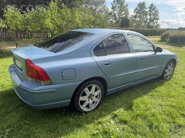 Volvo S60, 2004. gads
2.4 benzīns/gāze, bez turbo
140 ZS
Automātiskā kārb