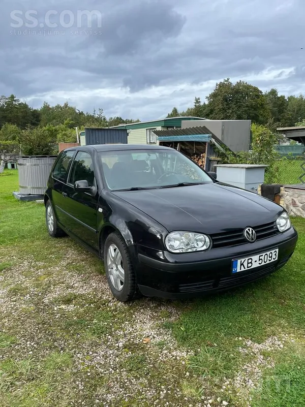 Volkswagen Pārdodas Volkswagen Golf 4 (1999. gads) savam gada