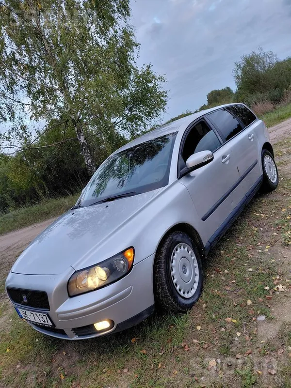 Volvo Pārdodu volvo v50 1.6d 80kw. 