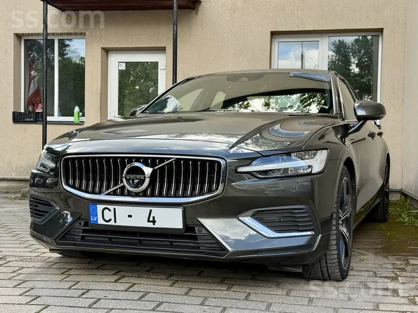 Volvo S60 T8, 2.0l, Twin Engine Inscription Awd , Plug-in Hybrid, 390 Zs
Re