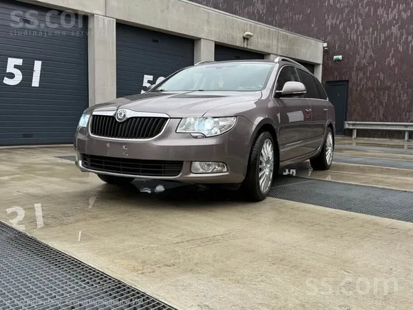Sveiki, 
Pārdodu savu Skoda Superb, 
ko iegādājos Nīderlandē pirms pusotra