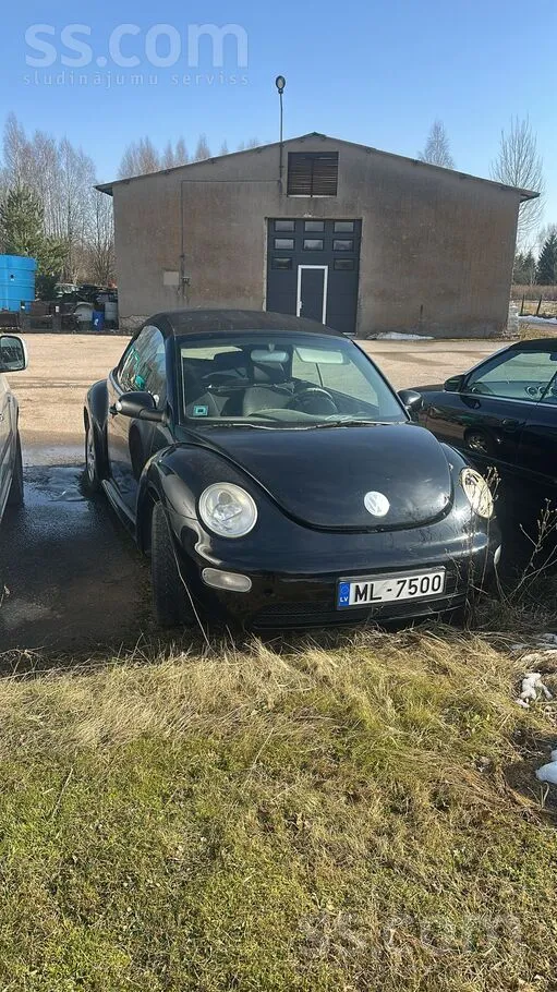 Volkswagen Kabriolets. 1, 6 benzīns. Manuāla ātrumkārba. 