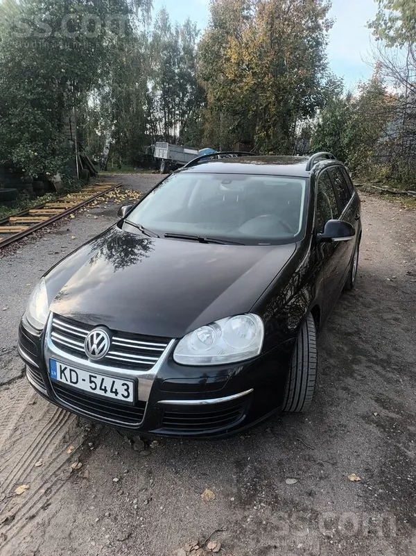 Auto ar jaunu TA uz gadu. Atrodas Preiļos.