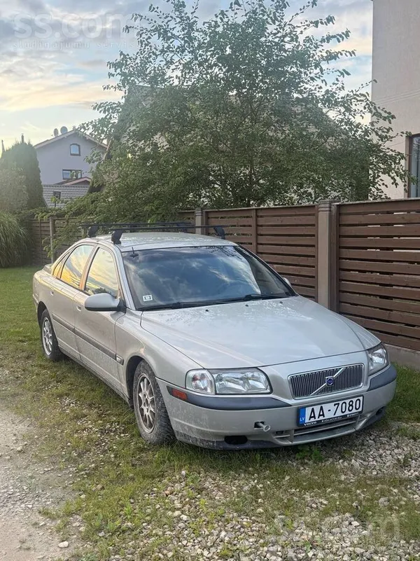 Rūc, bet pēc pāris kilometriem noslāpst, un grūti startējās, kaut kas ar deg