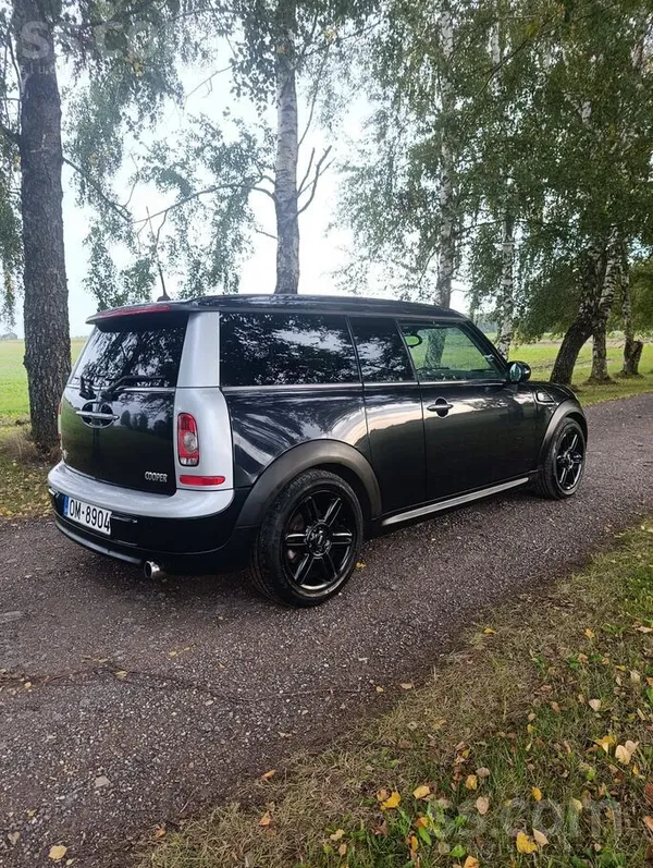 Pārdod labu Mini Cooper 1, 6 (benzīns)manuālā ātrumkārba, 6ātrumi. Ādas salo