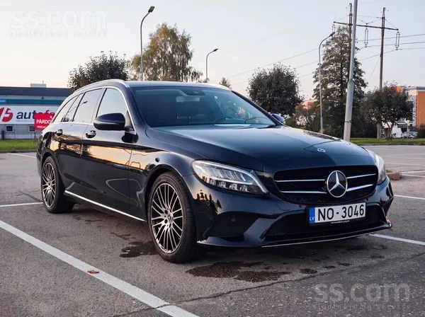 194 ZS dinamisks, ekonomisks un komfortabls Mercedes-Benz C220d, 2019. gads,