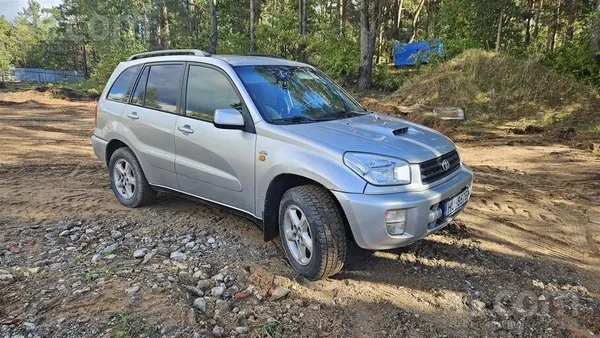 Toyota RAV 4 2003, 2.0D dīzelis, Manuāls, SUV/Apvidus, Pelēks — Latvijā