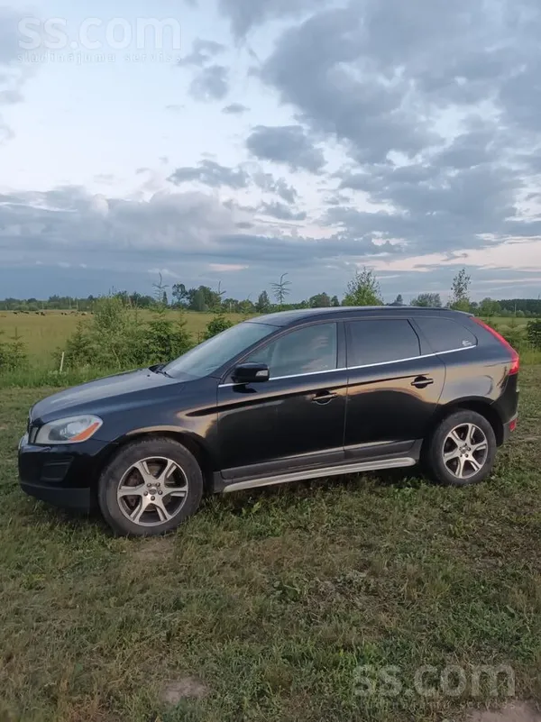 Volvo Xc60 4x4 2.4 D4 Dīzelis 120kw.