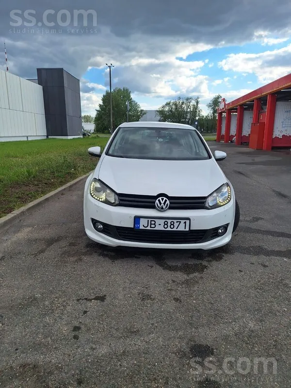 Volkswagen Golf6 1.6 Tdi – For Sale
Well-maintained Volkswagen Golf6 1.6 Td