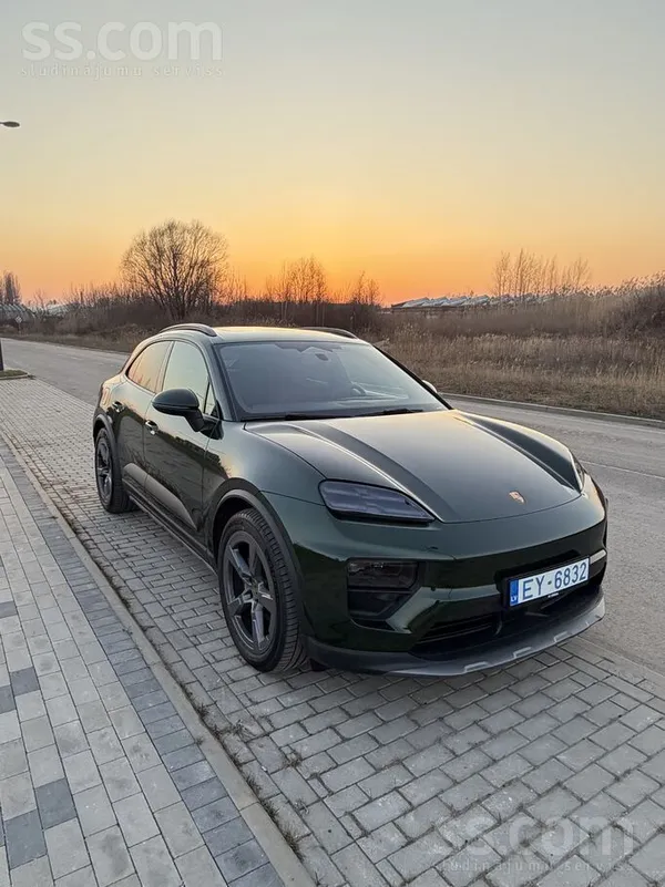Porsche - 1