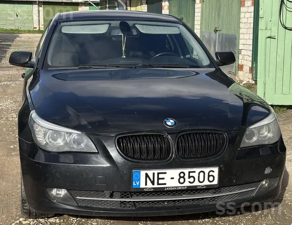 BMW 520 - 1