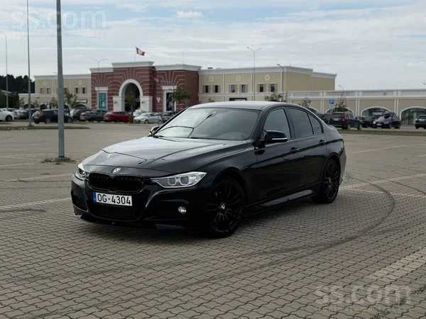 BMW 330 - 1