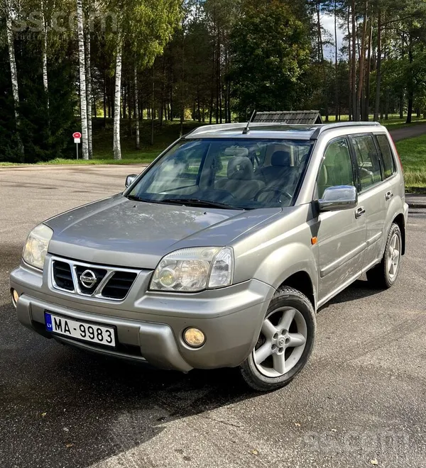 Pārdodu 2002. gada Nissan X-Trail ar 2.2 dīzeļa dzinēju, 84 kW, 4x4 pilnpied