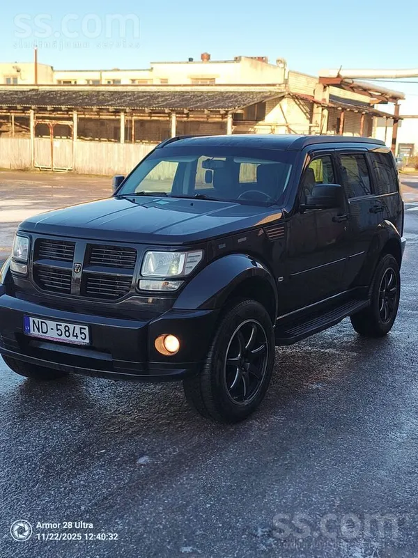Dodge Pārdodu labi saglabājušos un uzturētu Dodge Nitro.