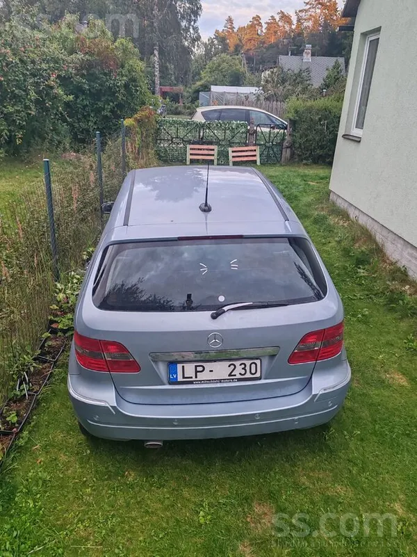 Mercedes B200 2007, 2.0D dīzelis, Automāts, Zils — Latvijā