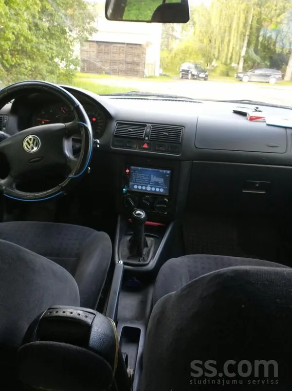 Volkswagen Golf 4 - 1