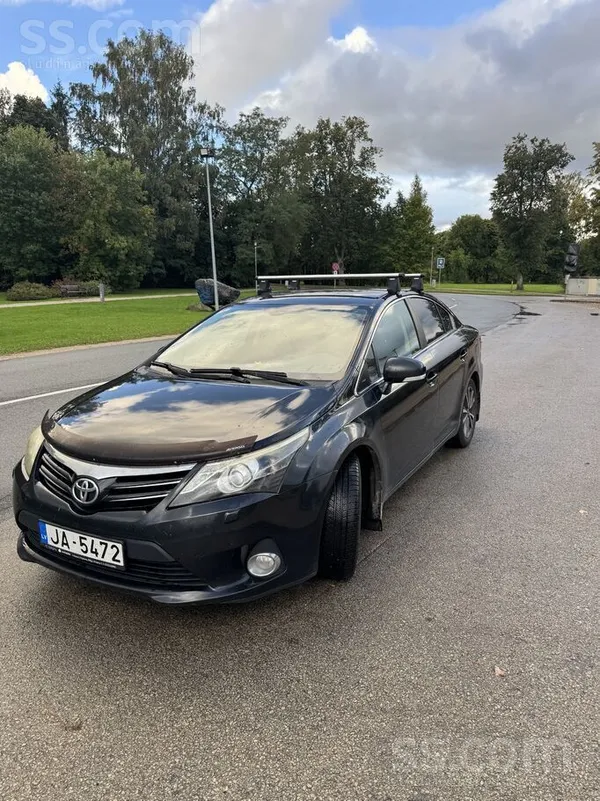 Toyota Avensis 2.0 D-4D, 2012. g. , sedans, 6 pakāpju manuālā kārba. Rūpnīca
