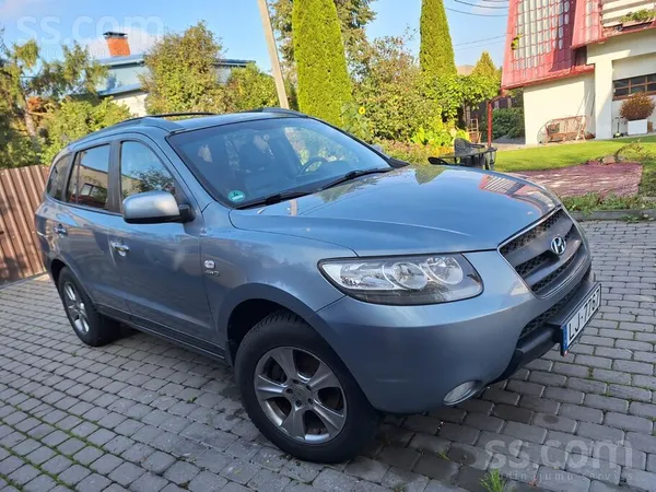 Pārdodu Hyundai Santafe 2.2 dīzelis , 114 kw, 2007 gada. 
4x4 pilnpiedziņa