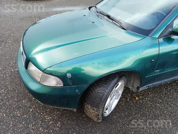 Audi A4 - 1