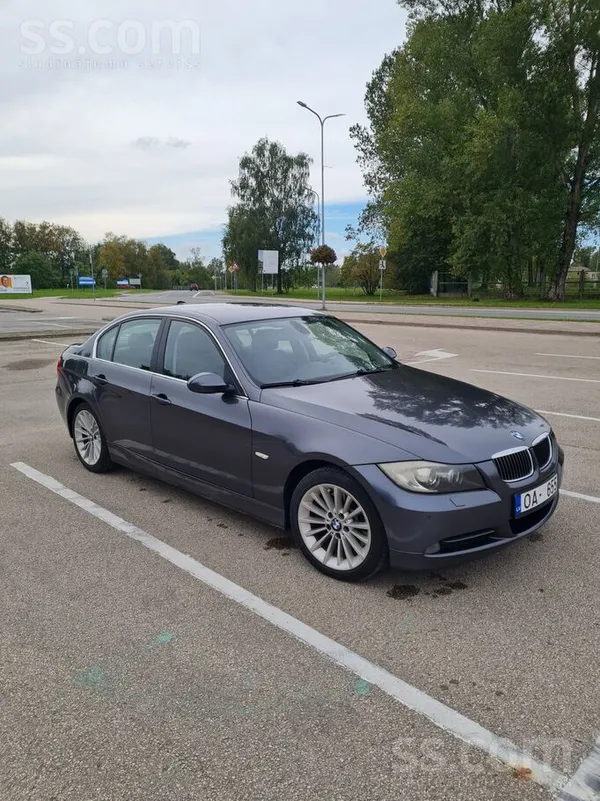 BMW 330 - 1