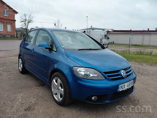 Авто в хорошем техническом и визуальном состоянии. Мотор 1.9 77kw. Оригиналь