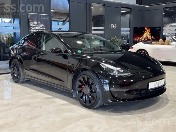 Tesla Model 3 2020, Sedans, Melns — Latvijā
