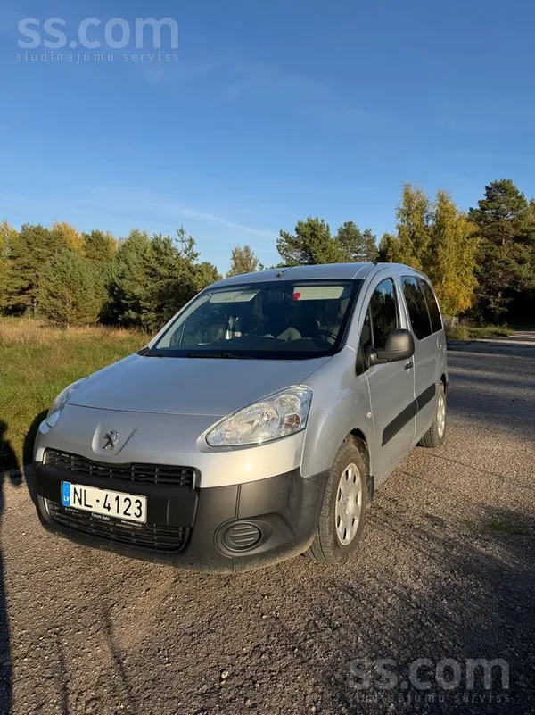Pardodam Peugeot Partner laba tehniska stavokli, tikko iezieta tehniska apsk