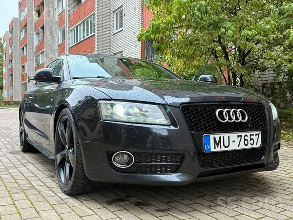 Pārdodas ļoti labs audi. 
Pie 300 000 bija mainītas ķēdes. 
Nesen veikta p