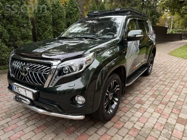 Toyota Land Cruiser - 1