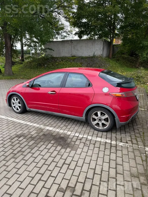 Honda Civic 2008, 1.8 benzīns, Automāts, Hečbeks, Sarkans — Latvijā