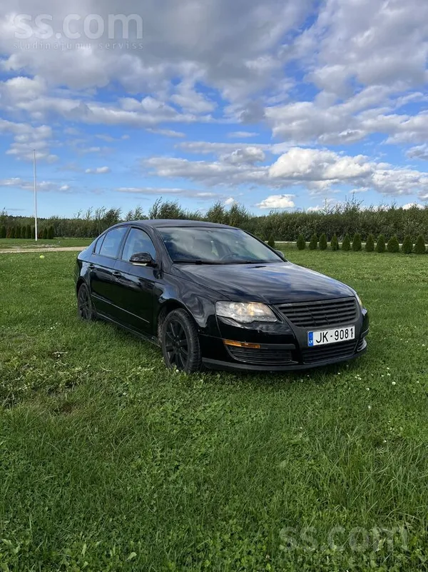 Passat B6 
Pirmā iemaksa 350€
Mēneša maksājums 200€ 

Loti laba tehniska