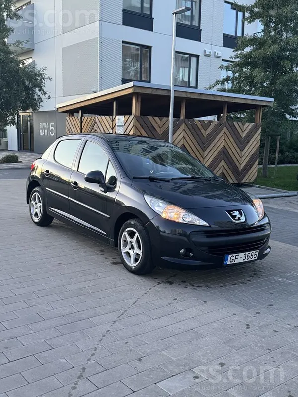 Продам хороший автомобиль. Оригинальный пробег , я второй владелец. Только п