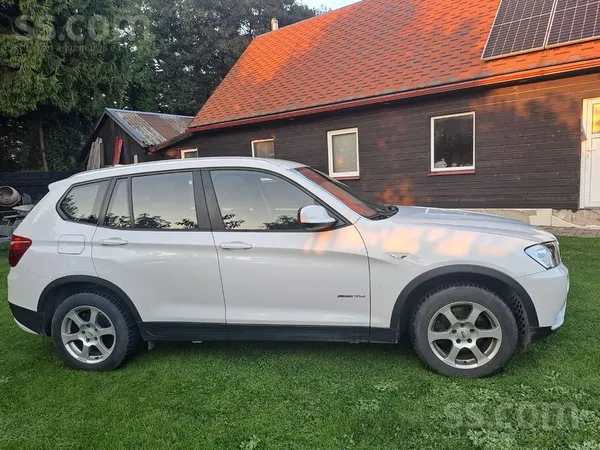 Auto teicamā stāvoklī, nomainītas ķēdes. Izieta TA bez aizrādījumiem.