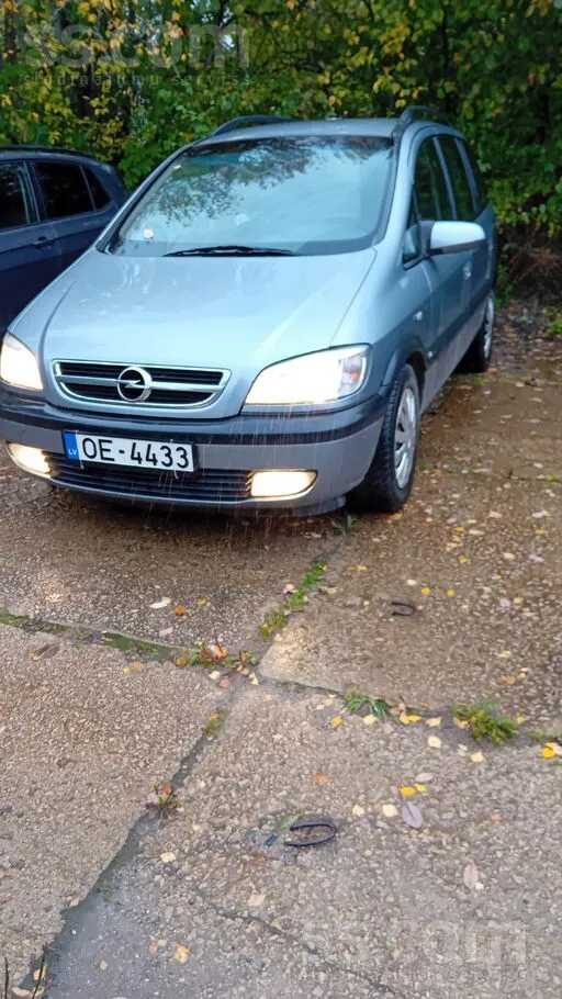 Opel Zafira 2004, 2.0D dīzelis, Manuāls, Furgons, Pelēks — Latvijā