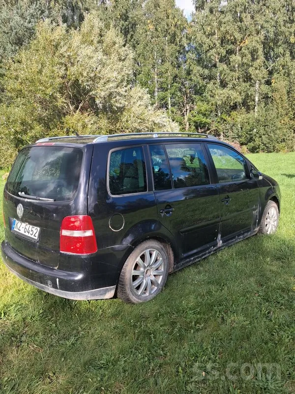 Pārdod visu rezerves daļām, ar motora defektu. zvanīt uz šo nr. 20208697