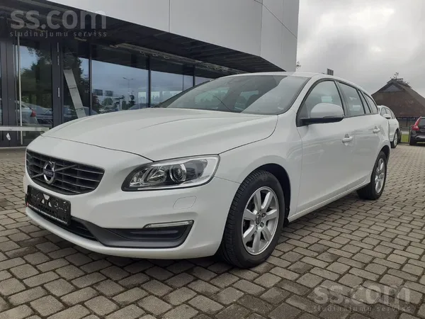 Volvo V60 D4 Awd
Laba komplektācija. 
2400cm3 133kW
Auto atvests no Šveic