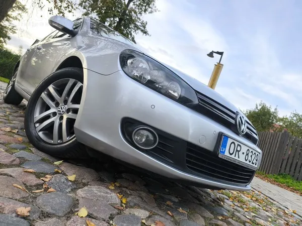 Jaunā TA , Bluemotion , Tikko no Vācijas , Universāls. 
VW Golf 6 , 1.6 dīz