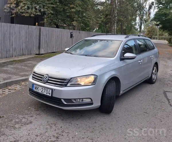 Volkswagen Passat (B7) 2012, 1.4 benzīns, Automāts, Universāls, Sudrabs — Latvijā