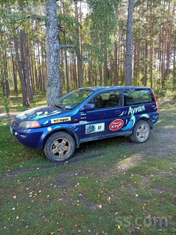 Auto tehniskā stavoklī krūmu gonkām vai citam trakulībām. Gada sākumā piedal