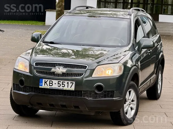 Pārdodu Chevrolet Captiva 2.4 benzīns/gāze ar pilnpiedziņu (4x4). Auto ļoti