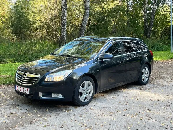 Opel insignia sports tourer, 2.0 dīzelis, mehāniskā ātrumkārba, bagātīgā kom