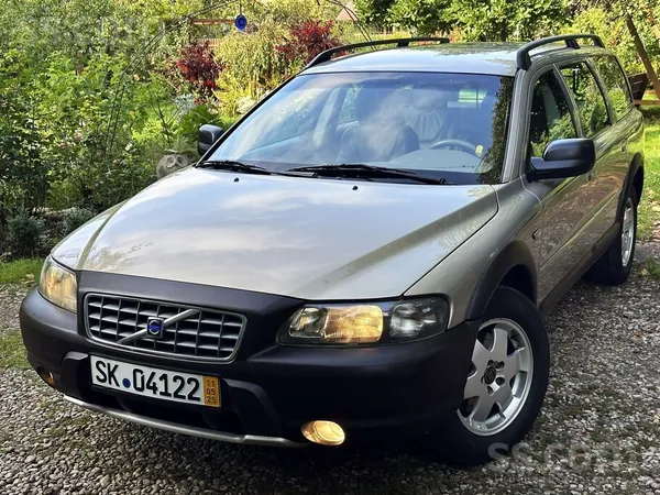 Volvo Xc70. 2.4 Benzīns/gāze. Ļoti labi saglabājies un regulāri kopts Volvo