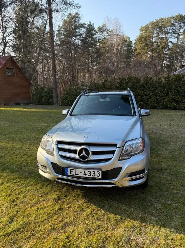 2013. gada Mercedes-Benz Glk 350 ar tikai 121 000 Km nobraukumu – Benzīns –