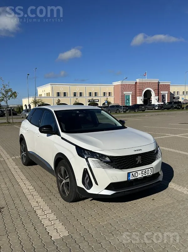 Rūpīgi kopts auto perfektā vizuālā un tehniskā stavoklī. Pirkts jauns autosa