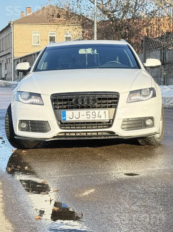 Audi A4 - 1