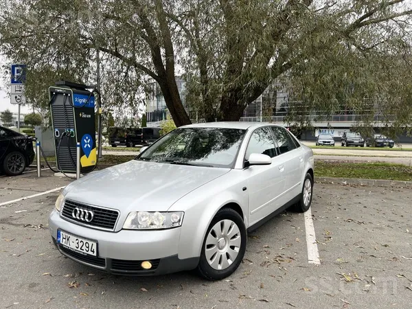 Audi A4 2003, 1.9D dīzelis, Manuāls, Sedans, Sudrabs — Latvijā