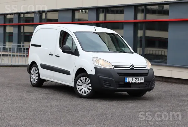 Citroen Berlingo 2018, 1.6D dīzelis, Manuāls, Balts — Latvijā